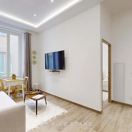 Suite Gold Fshh Nice Exterior photo